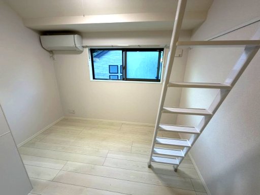 居室・リビング　※写真は別室です