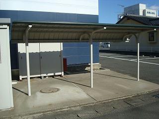 その他　屋根付き駐輪場完備