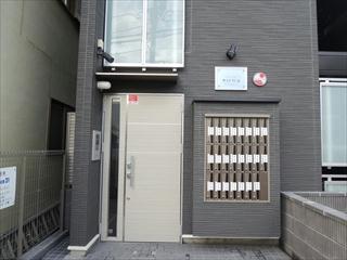 その他　入口は、オートロックです。