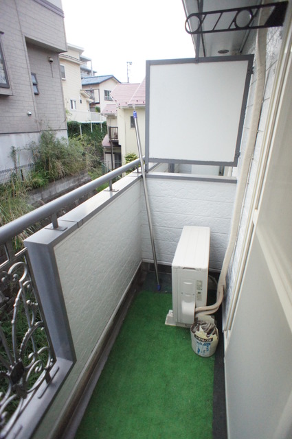 バルコニー　バルコニー付！お天気のいい日は洗濯物も気持ちよく干せますね！