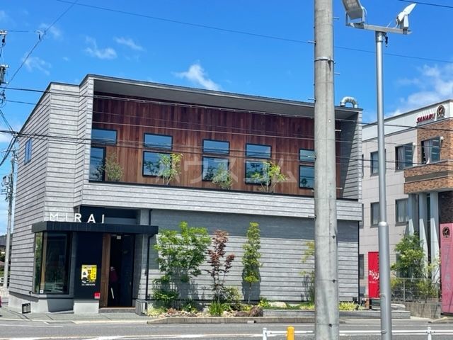 飲食店　焼肉食彩・味来（飲食店）まで382m
