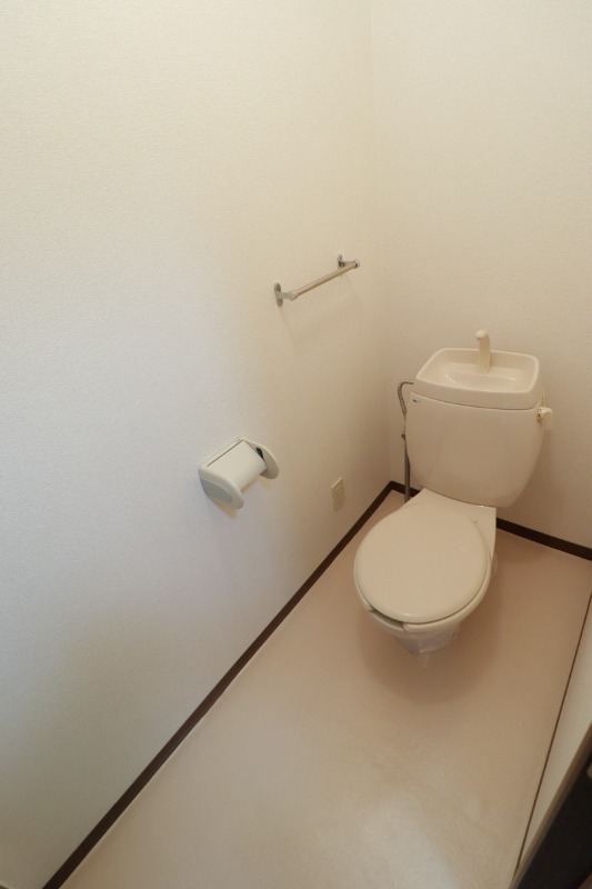 トイレ　図面と現状に相違がある場合には現状を優先