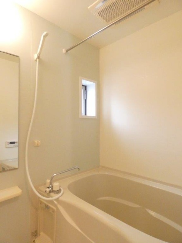 バス・シャワールーム　図面と現状に相違がある場合には現状を優先