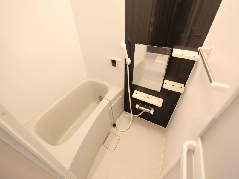 バス・シャワールーム　追い焚き機能付　オートバス機能付バスルーム