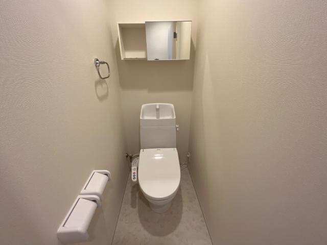 トイレ　トイレ