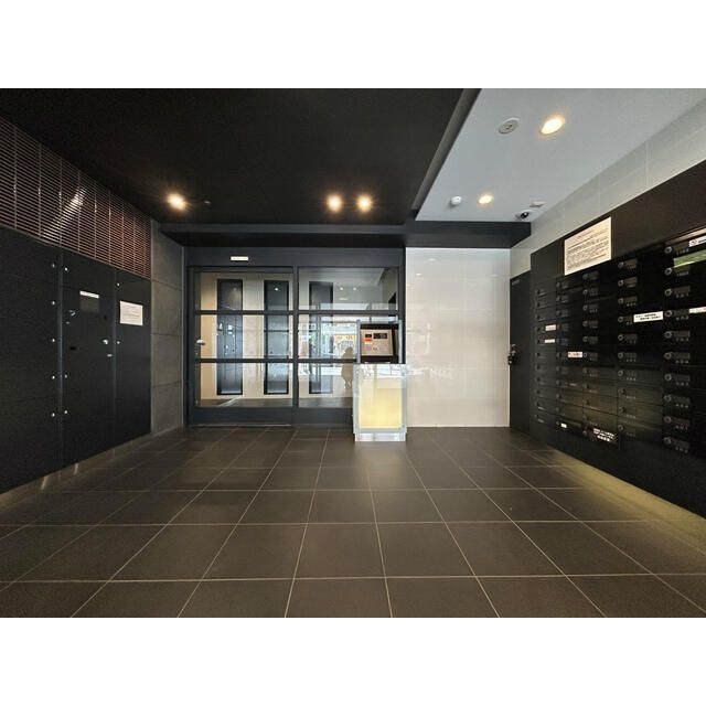 エントランス　清潔なエントランスです