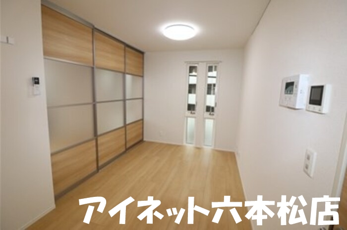 居室・リビング　広々ゆったり空間。