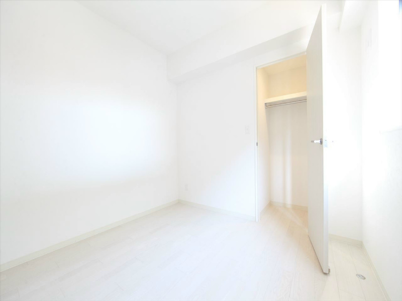 その他部屋・スペース　洋室5.01帖　ウォークインクローゼット（収納充実してます）