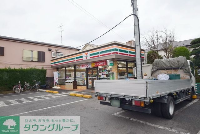 コンビニ　セブンイレブン川口上青木中央通り店（コンビニ）まで1358m