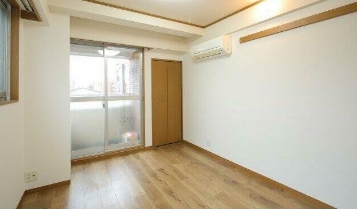 居室・リビング　6帖のきれいな洋室。