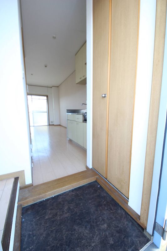 玄関　※参考写真※