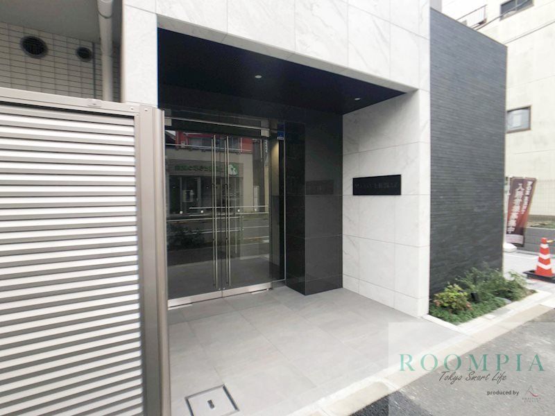 エントランス　エントランス