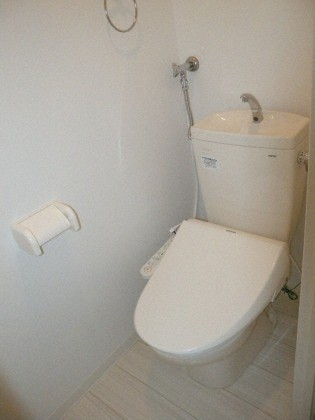 トイレ　※別号室参考画像