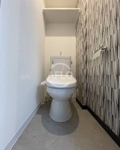 トイレ　フォーリアライズ難波南レーヴ　トイレ