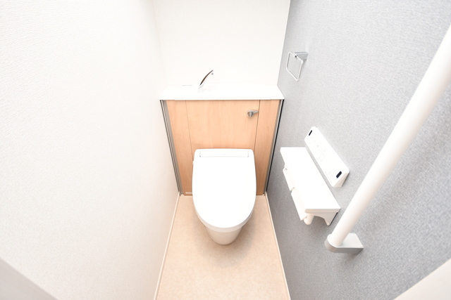 トイレ　トイレ