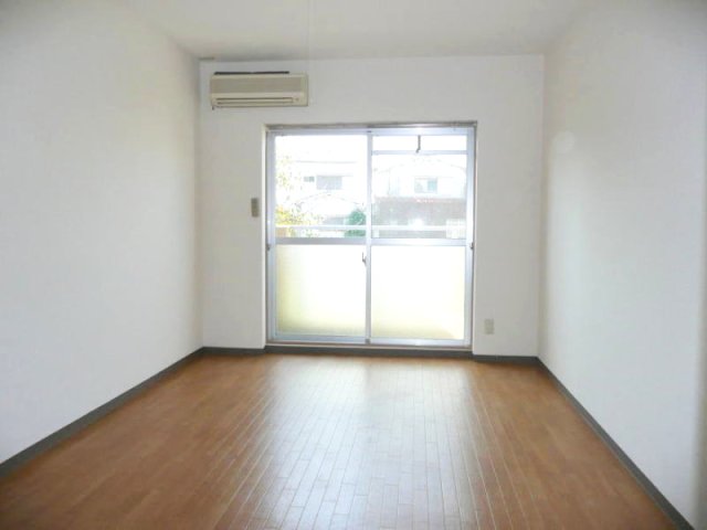 居室・リビング　同仕様