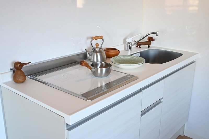 キッチン　家具・小物はイメージ