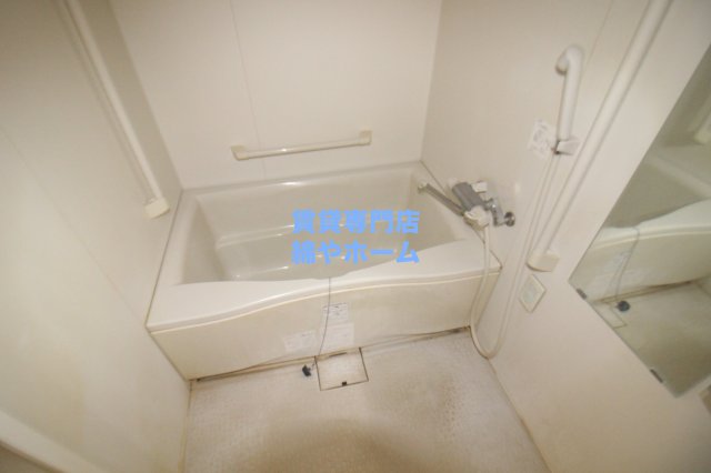 バス・シャワールーム　きれいなお風呂です