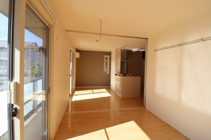 居室・リビング　リビングルーム １０．６帖