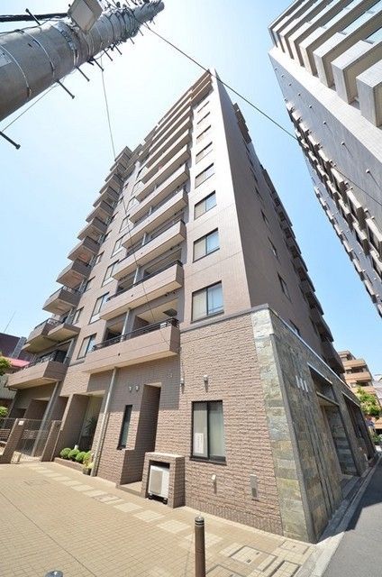 建物外観　★重厚感のあるマンション★