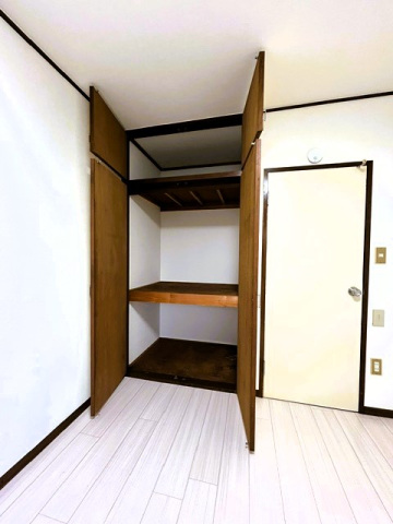 収納　※他号室の写真です。
