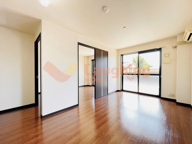 居室・リビング　ゆったり過ごせる居間です