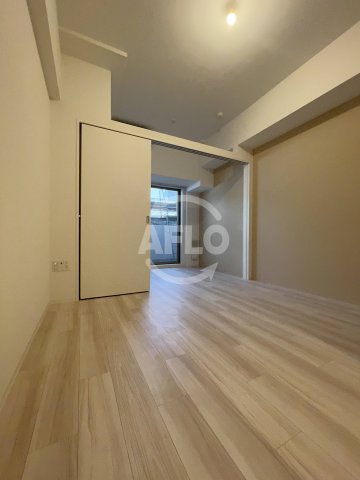 居室・リビング　セレニテ難波プリエ　リビング