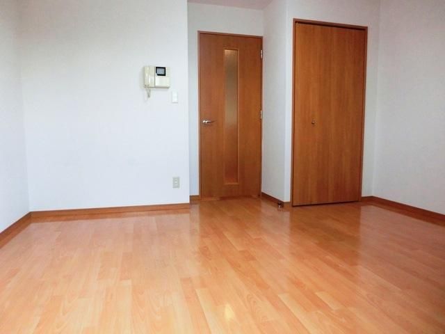 その他部屋・スペース　バルコニーから見たお部屋