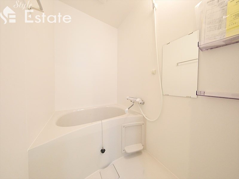 バス・シャワールーム　同仕様内装