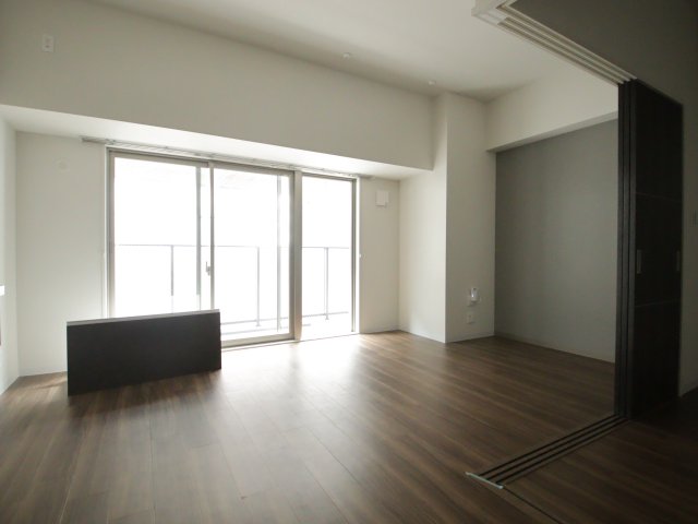 居室・リビング　※別号室の参考写真です※