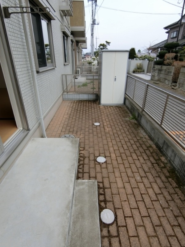 庭　図面と現状に相違がある場合には現状を優先