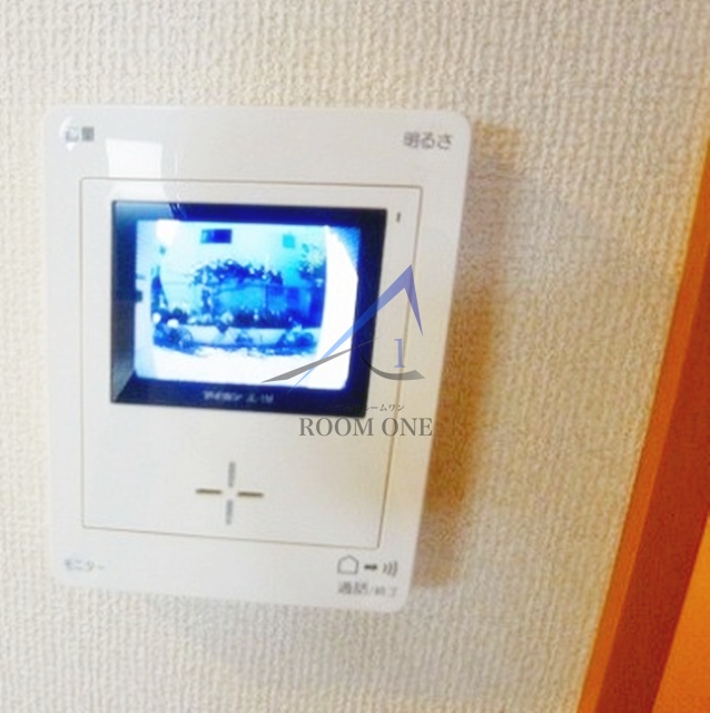 セキュリティ　モニター付きインターホンです。