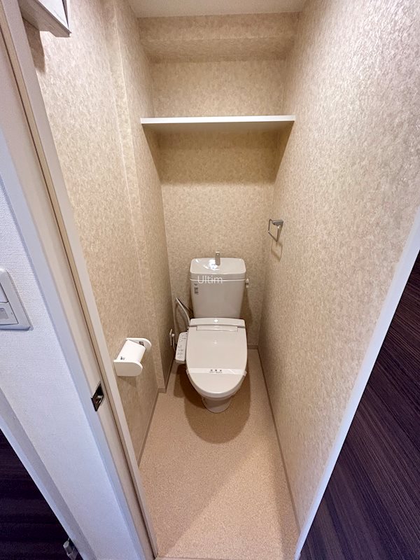 トイレ　同間取り、別のお部屋の写真です。ご参考までに。