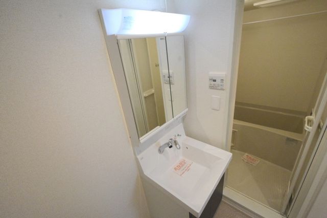 洗面設備　独立洗面化粧台付き☆