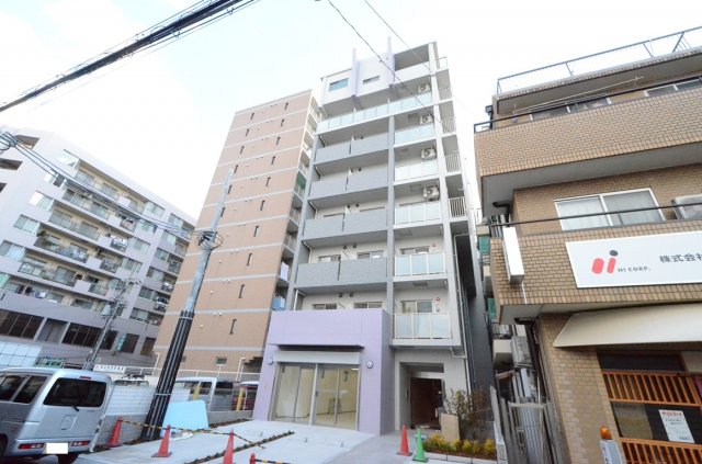 建物外観　オートロック付きで安心です！