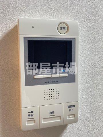 セキュリティ　モニター付きインターホン