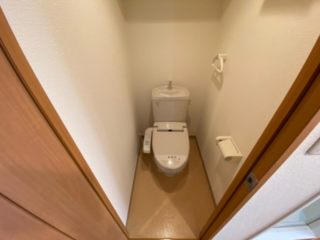 トイレ　トイレもきれいです