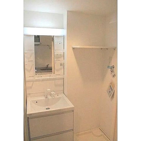 洗面設備　※同物件参考写真