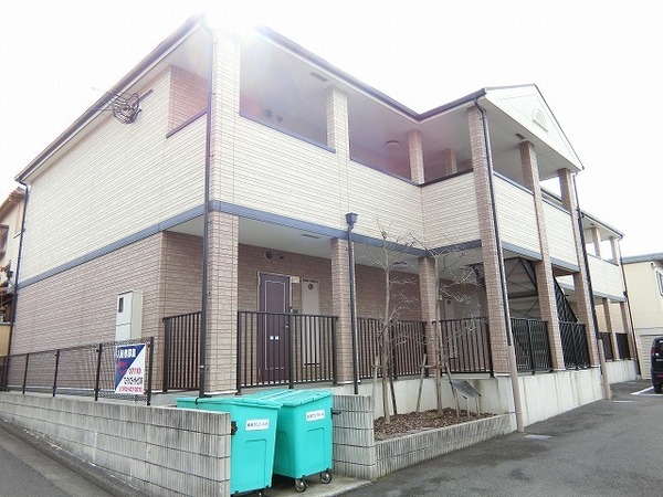建物外観　可愛い外観のハイツ！