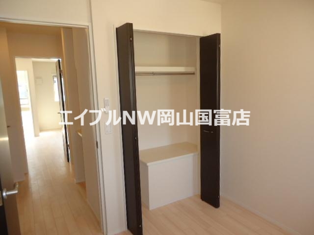 収納　クローゼット