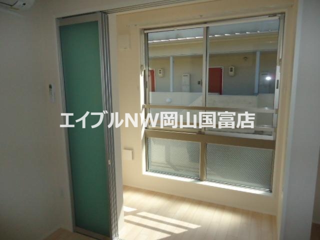 バルコニー　インナーテラス