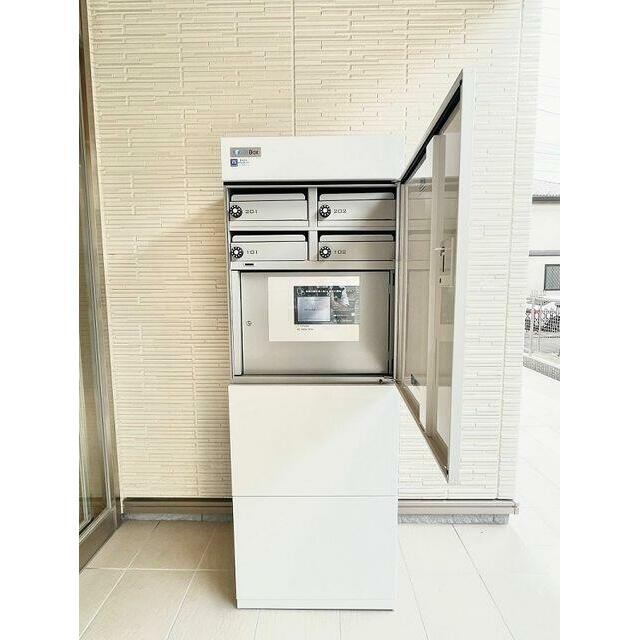 その他　☆不在時でも荷物を受け取れる宅配ボックス☆