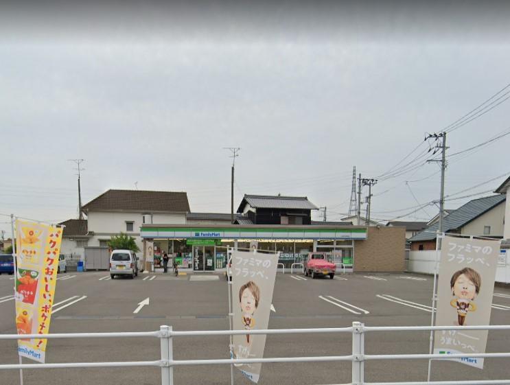 コンビニ　ファミリーマート今治たちばな店（コンビニ）まで532m
