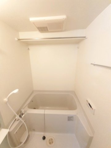 バス・シャワールーム　お風呂で日々の疲れを落としましょう