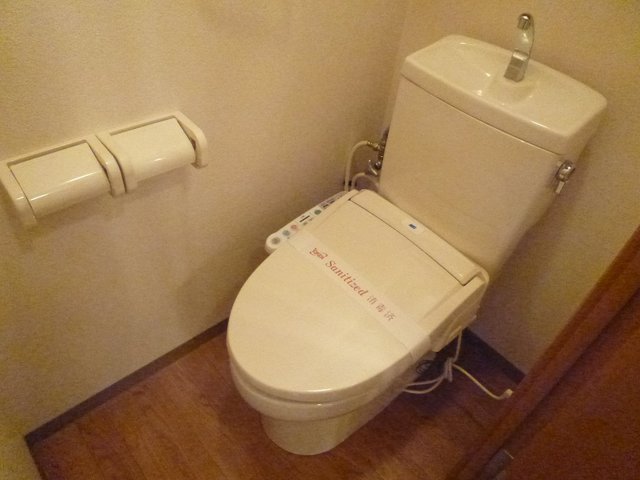 トイレ　図面と現状に相違がある場合には現状を優先