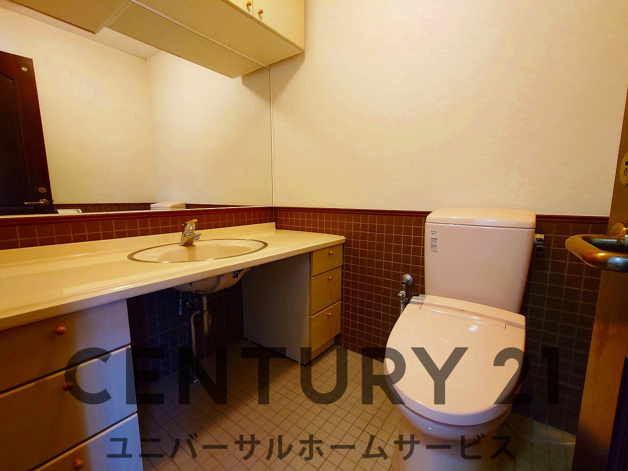 UHS BLDG.3~5階のトイレ写真