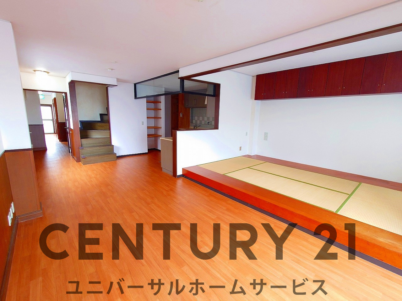 UHS BLDG.3~5階の居間写真