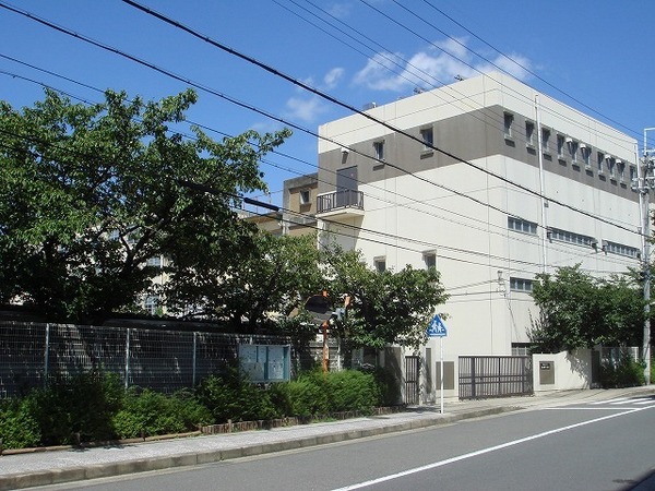 UHS BLDG.3~5階の周辺写真