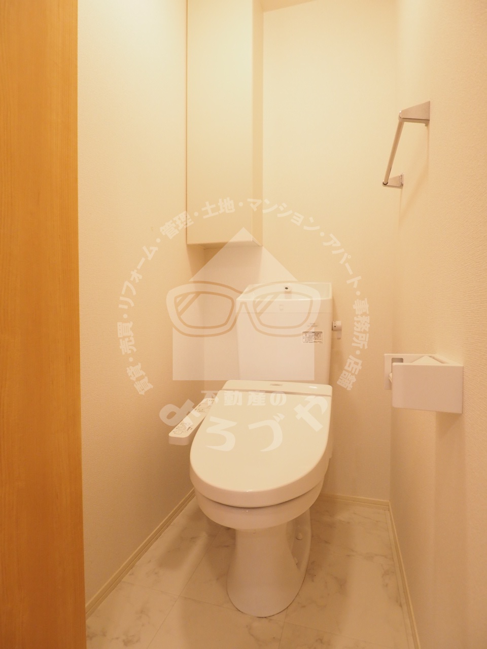 トイレ　トイレは人気設備のウォシュレットを完備しています