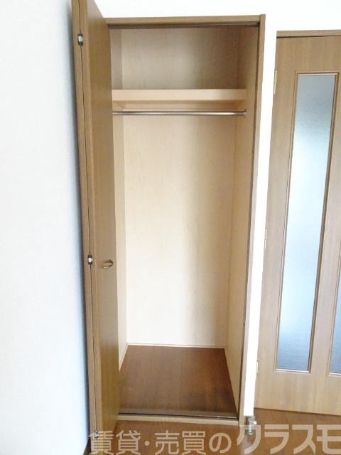 収納　クローゼット
